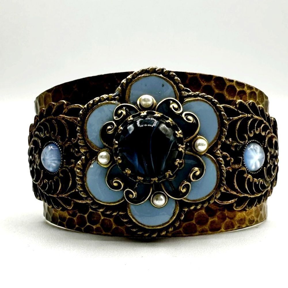 Ollipop brass & blue flower cuff bracelet